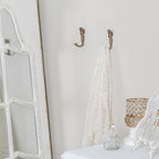 SOFFEE DESIGN 2pcs Gold Mermaid Shape Metal Wall Coat Hooks, Beach Decoration - Image 3
