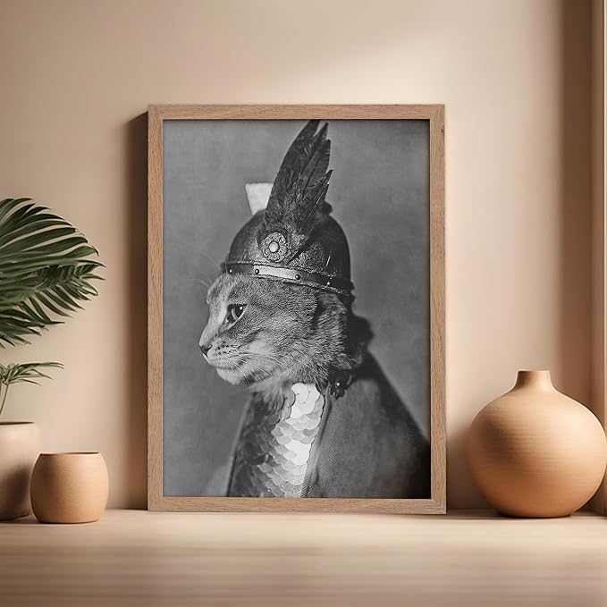 Poster Master Vintage Armored Cat - Image 5