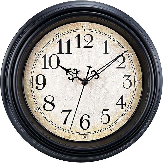 Plumeet Retro Wall Clock by Plumeet