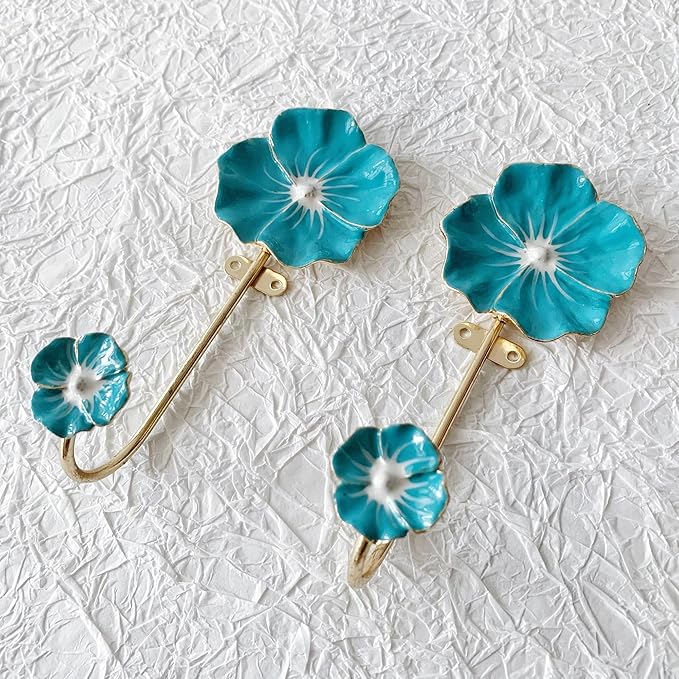 2 Pack Decorative Wall Hooks, Vintage Flower Shaped Metal Wall Hook - Image 3